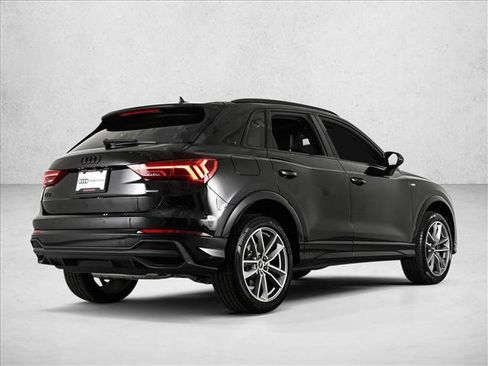 New 2025 Audi Q3 2.0T Premium image 5