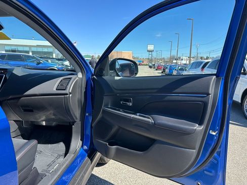 Used 2024 Mitsubishi Outlander Sport SE image 19