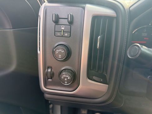 Used 2018 GMC Sierra 1500 SLT w/ Texas SLT Premium Package AWD/4WD image 17