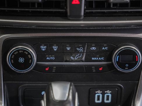 Used 2022 Ford EcoSport SE image 26