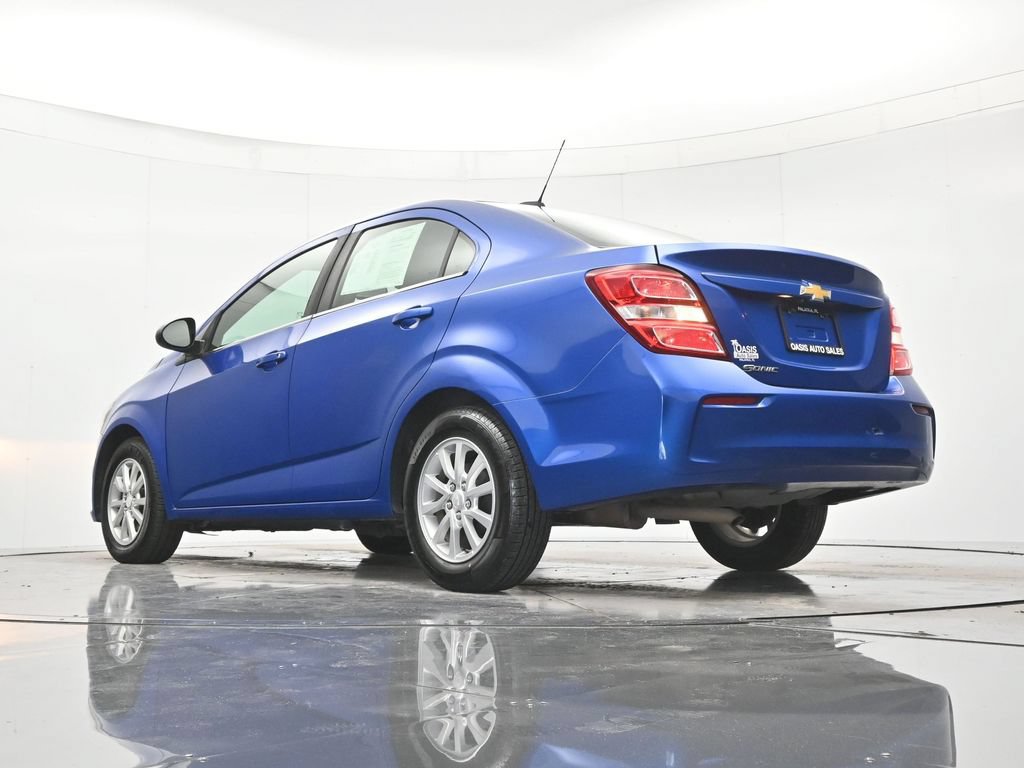 Used 2018 Chevrolet Sonic LT FWD image 41