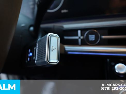 Used 2025 Hyundai Santa Fe Limited image 36