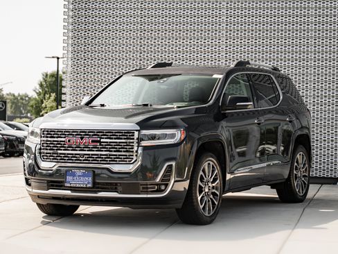 Used 2021 GMC Acadia Denali w/ Denali Ultimate Package AWD/4WD image 7
