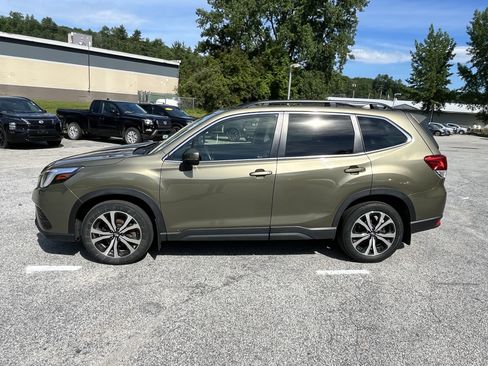 Used 2023 Subaru Forester Limited AWD/4WD image 4