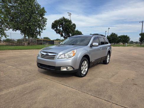 Used 2012 Subaru Outback 2.5i AWD/4WD image 4