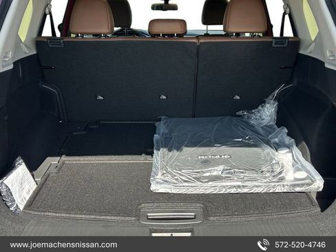 New 2026 Nissan Rogue Platinum AWD/4WD image 25