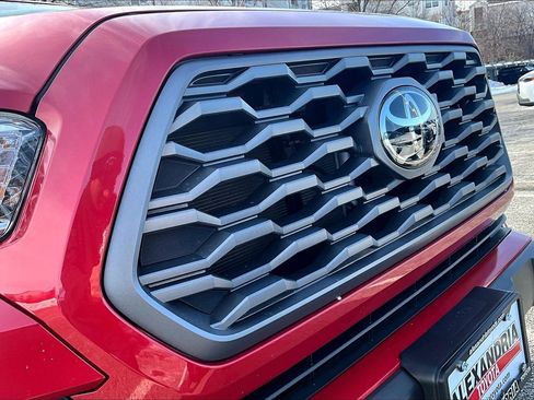 Used 2022 Toyota Tacoma image 28