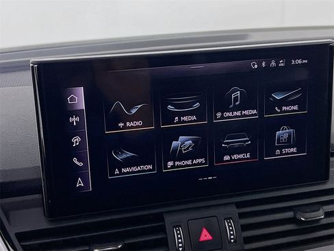 Used 2024 Audi Q5 2.0T Prestige image 15