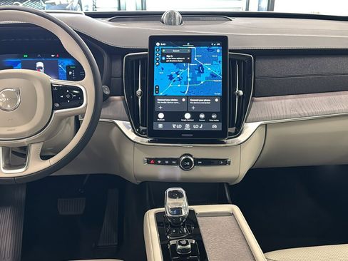 New 2026 Volvo XC90 T8 Ultra w/ Protection Package Premier AWD/4WD image 11
