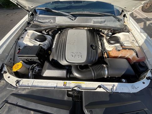 Used 2009 Dodge Challenger R/T image 49