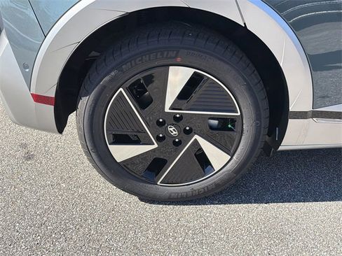 New 2026 Hyundai Ioniq 5 Limited image 17