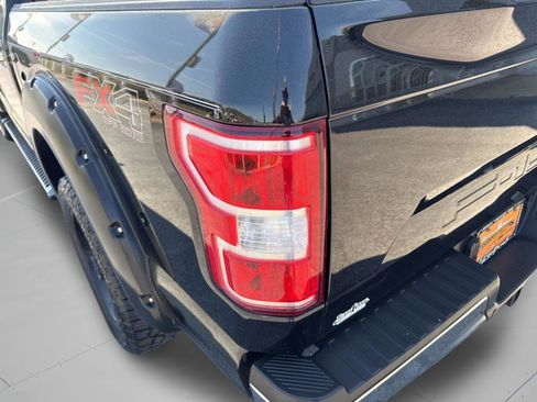 Used 2017 Ford F150 Platinum w/ Equipment Group 701A Luxury image 30