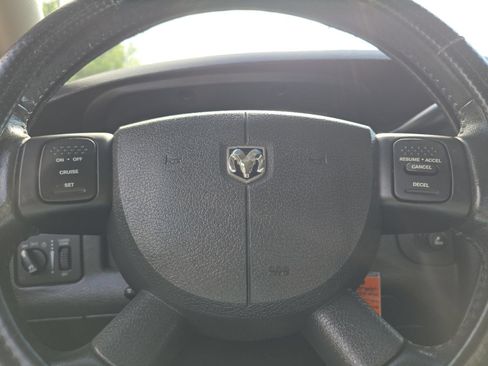 Used 2005 Dodge Ram 1500 Truck SLT w/ Rumblebee Group AWD/4WD image 29