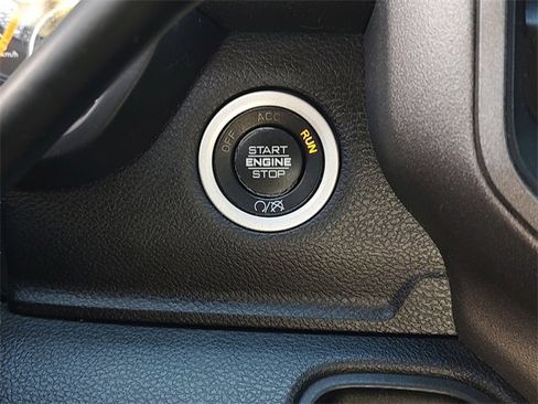 Used 2020 RAM 2500 Tradesman image 21