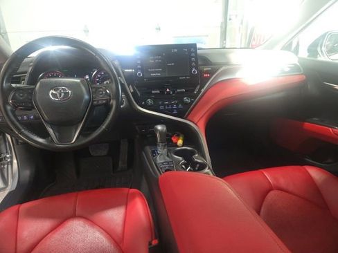 Used 2023 Toyota Camry XSE image 12