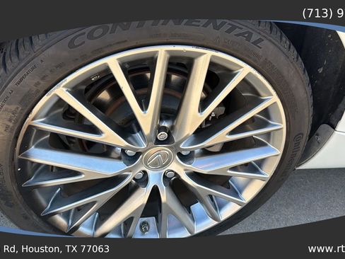 Used 2015 Lexus IS 250 w/ Navigation System Package RWD image 10