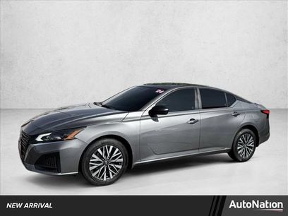 Used 2024 Nissan Altima 2.5 SV