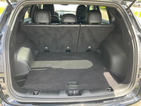 Certified 2021 Jeep Compass Latitude FWD image 56