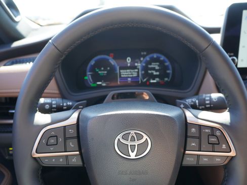 Used 2026 Toyota Grand Highlander AWD Hybrid image 30
