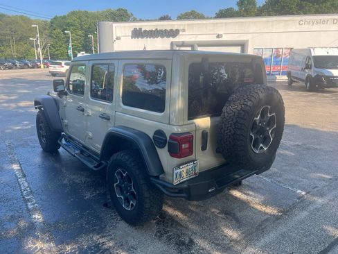 Used 2022 Jeep Wrangler Unlimited Rubicon 4xe w/ Cold Weather Group AWD/4WD image 4