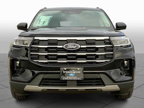 New 2025 Ford Explorer Active w/ Active Comfort Package image 3