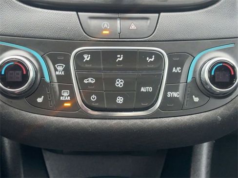 Used 2024 Chevrolet Malibu LT image 21