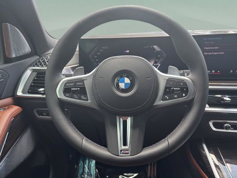 Used 2026 BMW X7 M60i image 10