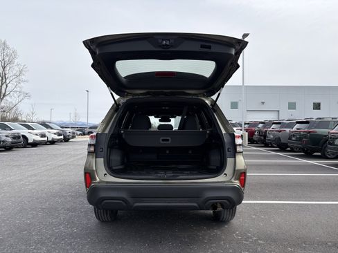 Certified 2025 Subaru Forester Premium w/ Convenience Package #1 image 11