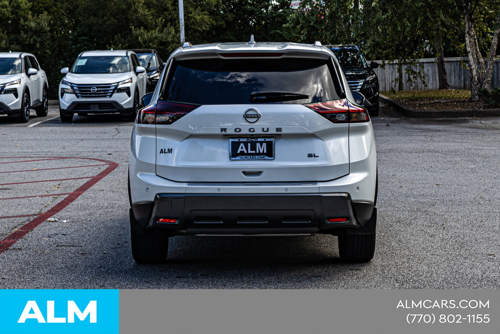 Used 2024 Nissan Rogue SL w/ SL Premium Package FWD image 12