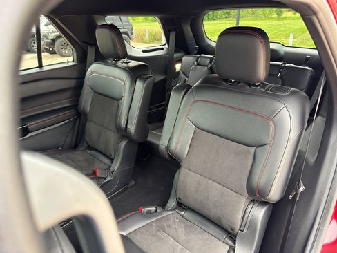 Certified 2023 Ford Explorer ST-Line w/ Class IV Trailer Tow Package AWD/4WD image 35