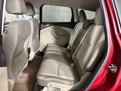 Used 2015 Ford Escape SE w/ Equipment Group 201A image 30