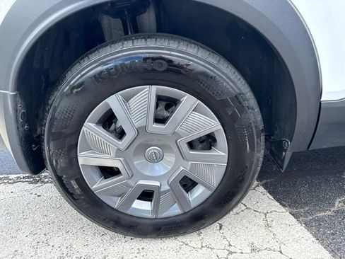 Used 2025 Nissan Kicks S AWD/4WD image 9
