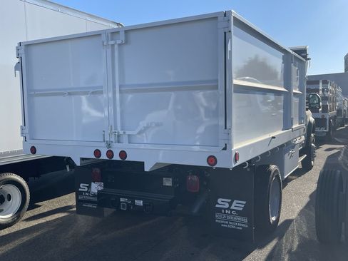 New 2024 Ford F450 XL w/ XL Chrome Package RWD image 6