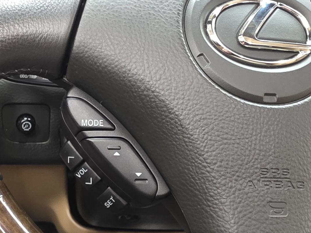 Used 2006 Lexus SC 430 Convertible RWD image 47