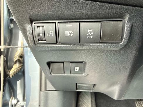 Used 2024 Toyota Corolla Cross S image 28