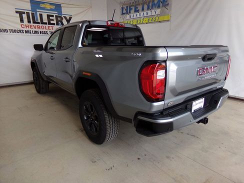 New 2025 GMC Canyon Elevation w/ Convenience Package image 4