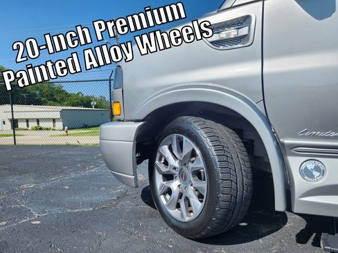 Used 2022 GMC Savana 2500 w/ Enhanced Convenience Package RWD image 16