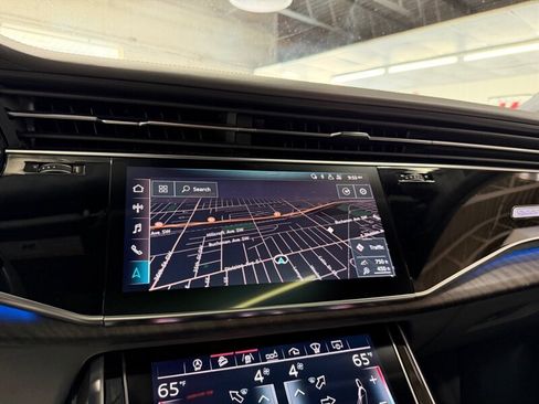 Used 2019 Audi Q8 Prestige w/ Luxury Package AWD/4WD image 39