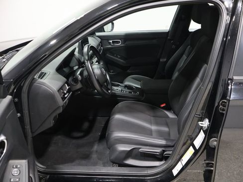 Used 2022 Honda Civic Sport image 9