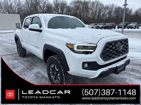 Certified 2023 Toyota Tacoma TRD Off-Road image 1