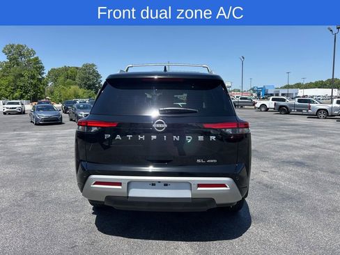 Used 2025 Nissan Pathfinder SL AWD/4WD image 5