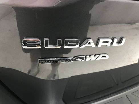 Used 2025 Subaru Outback Limited w/ Tech Package 3 AWD/4WD image 9