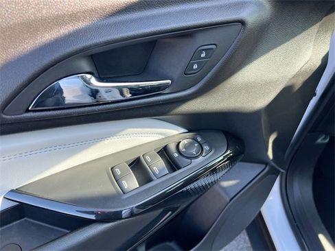 Used 2024 Chevrolet Trax LT w/ Driver Confidence Package image 22