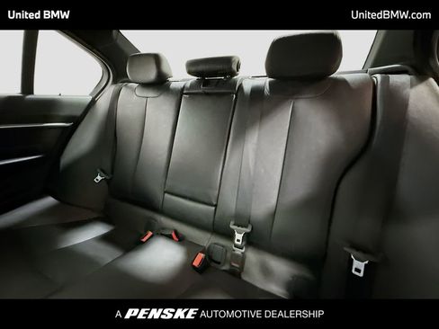 Used 2017 BMW 330i Sedan image 12