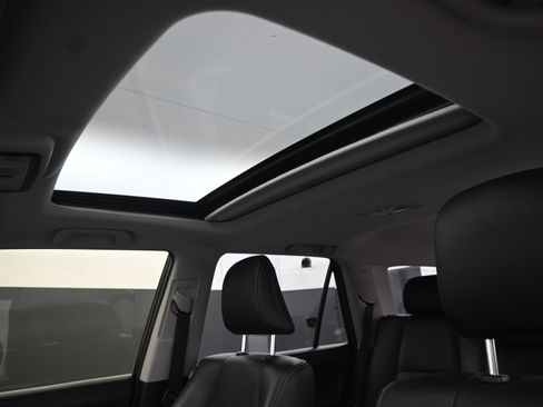 Used 2020 Toyota 4Runner Limited image 23