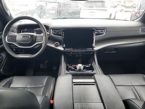 Used 2024 Jeep Wagoneer L Series II w/ Flexible Seating Group image 14