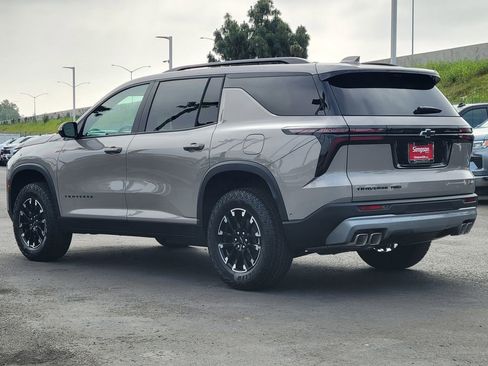 New 2026 Chevrolet Traverse Z71 image 2