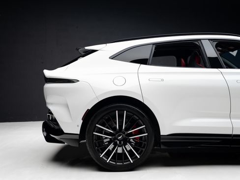 Used 2023 Aston Martin DBX 707 AWD/4WD image 36