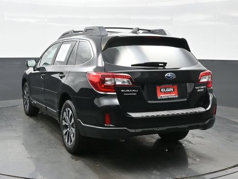 Used 2017 Subaru Outback 2.5i Limited image 4