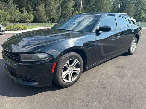 Used 2022 Dodge Charger SXT RWD image 1